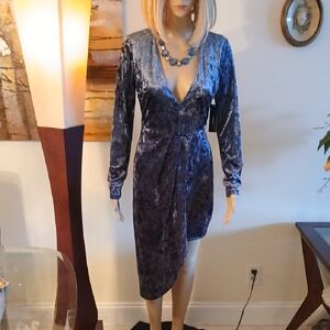 Lulu's Deep Blue Velvet Gown